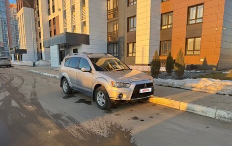 Mitsubishi Outlander III рестайлинг 3, 2010 год, 1 590 000 рублей, 40 фотография
