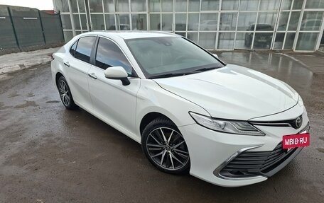Toyota Camry, 2019 год, 2 450 000 рублей, 2 фотография