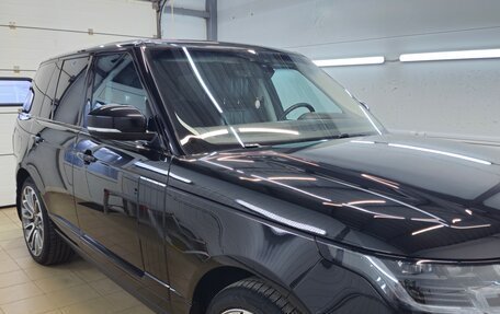 Land Rover Range Rover IV рестайлинг, 2019 год, 6 300 000 рублей, 2 фотография