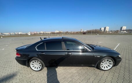 BMW 7 серия, 2004 год, 1 800 000 рублей, 9 фотография
