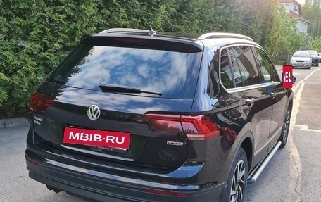 Volkswagen Tiguan II, 2018 год, 2 200 000 рублей, 5 фотография