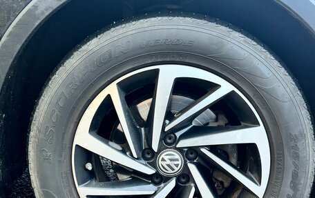 Volkswagen Tiguan II, 2018 год, 2 200 000 рублей, 22 фотография