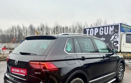 Volkswagen Tiguan II, 2018 год, 2 200 000 рублей, 10 фотография