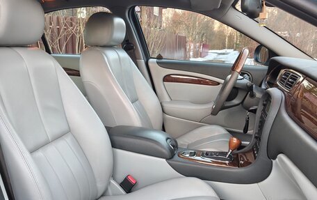 Jaguar S-Type I рестайлинг, 2002 год, 1 200 000 рублей, 17 фотография