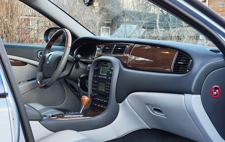 Jaguar S-Type I рестайлинг, 2002 год, 1 200 000 рублей, 16 фотография