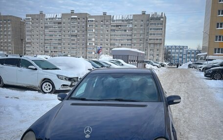 Mercedes-Benz C-Класс, 2002 год, 230 000 рублей, 1 фотография