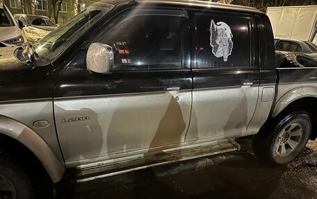 Mitsubishi L200 III рестайлинг, 2004 год, 630 000 рублей, 7 фотография