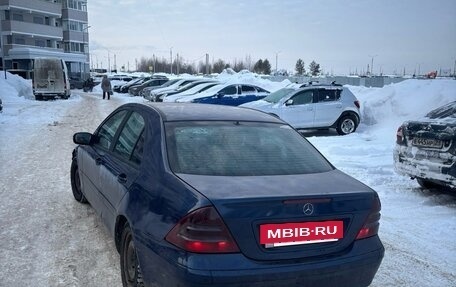 Mercedes-Benz C-Класс, 2002 год, 230 000 рублей, 3 фотография