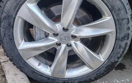 Infiniti QX70, 2015 год, 2 150 000 рублей, 13 фотография