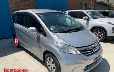 Honda Freed I, 2013 год, 1 199 000 рублей, 1 фотография