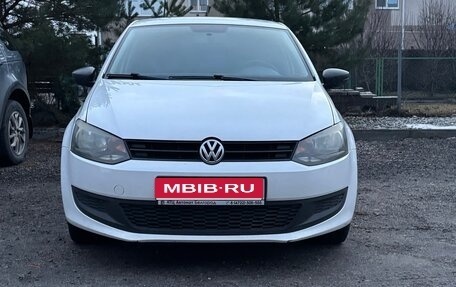 Volkswagen Polo VI (EU Market), 2011 год, 800 000 рублей, 1 фотография