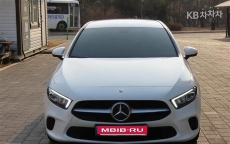 Mercedes-Benz A-Класс, 2021 год, 2 389 000 рублей, 1 фотография