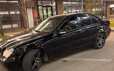 Mercedes-Benz C-Класс, 2002 год, 430 000 рублей, 4 фотография