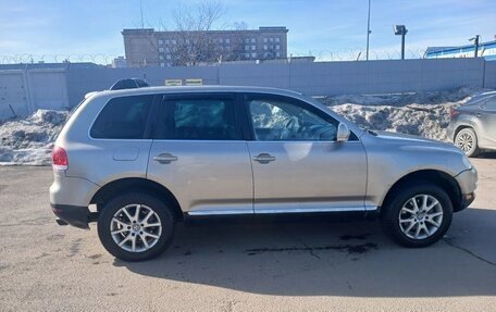 Volkswagen Touareg III, 2005 год, 590 000 рублей, 3 фотография