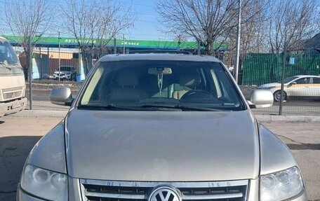 Volkswagen Touareg III, 2005 год, 590 000 рублей, 13 фотография