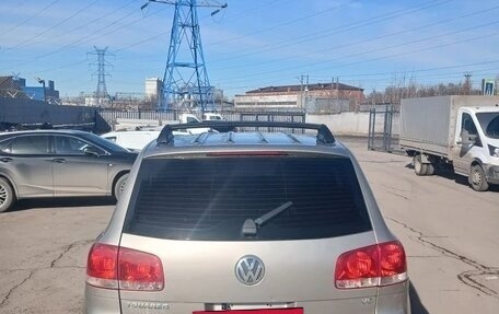 Volkswagen Touareg III, 2005 год, 590 000 рублей, 10 фотография