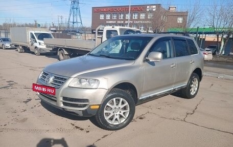 Volkswagen Touareg III, 2005 год, 590 000 рублей, 12 фотография