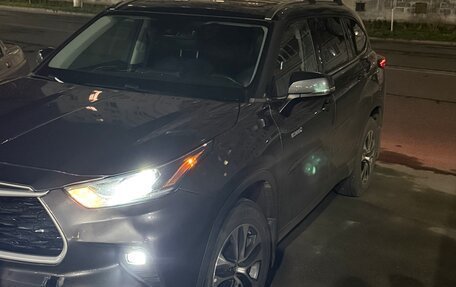 Toyota Highlander, 2021 год, 4 999 000 рублей, 7 фотография