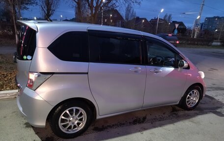 Honda Freed I, 2013 год, 1 199 000 рублей, 3 фотография