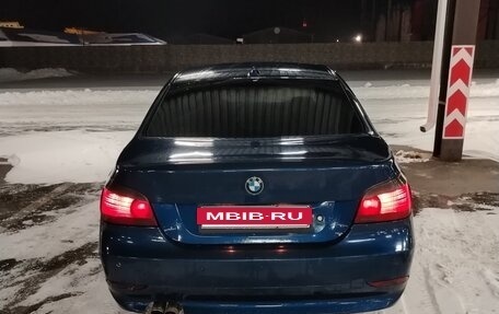 BMW 5 серия, 2005 год, 930 000 рублей, 8 фотография