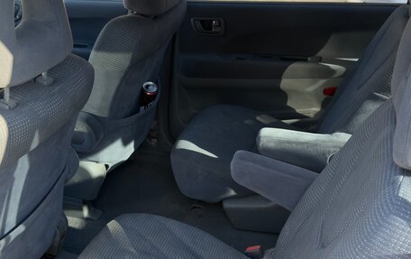 Mitsubishi Space Wagon III, 2001 год, 350 000 рублей, 11 фотография