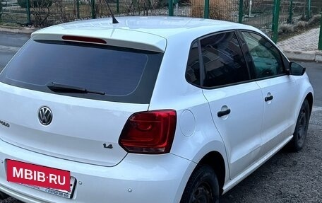 Volkswagen Polo VI (EU Market), 2011 год, 800 000 рублей, 3 фотография