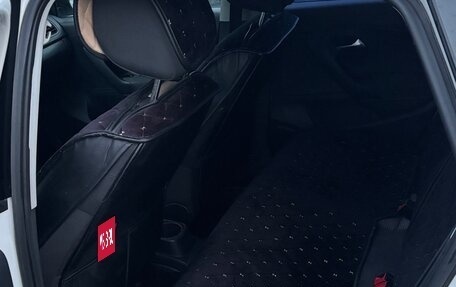 Volkswagen Polo VI (EU Market), 2011 год, 800 000 рублей, 11 фотография