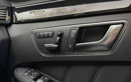 Mercedes-Benz E-Класс, 2011 год, 1 770 000 рублей, 4 фотография