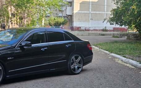 Mercedes-Benz E-Класс, 2011 год, 1 770 000 рублей, 35 фотография