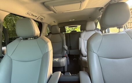 Toyota Sienna, 2021 год, 4 999 000 рублей, 5 фотография