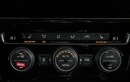 Volkswagen Passat B8 рестайлинг, 2020 год, 2 449 000 рублей, 20 фотография