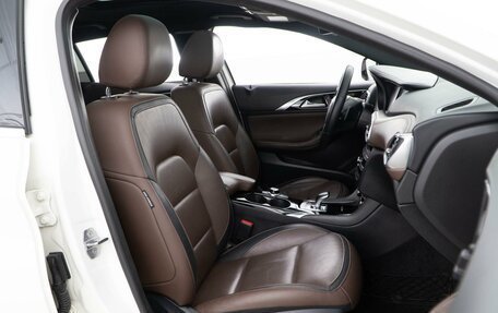 Infiniti Q30, 2019 год, 2 532 444 рублей, 9 фотография