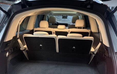 Mercedes-Benz GLS, 2023 год, 16 000 000 рублей, 4 фотография