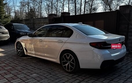 BMW 5 серия, 2021 год, 4 570 000 рублей, 8 фотография