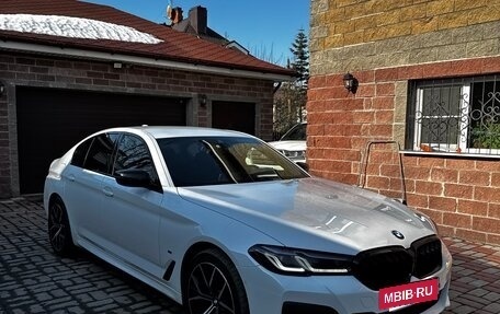 BMW 5 серия, 2021 год, 4 570 000 рублей, 9 фотография