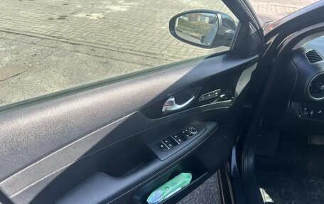 KIA Cerato IV, 2019 год, 1 950 000 рублей, 6 фотография