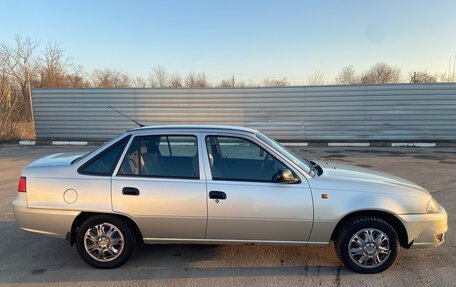 Daewoo Nexia I рестайлинг, 2009 год, 385 000 рублей, 2 фотография
