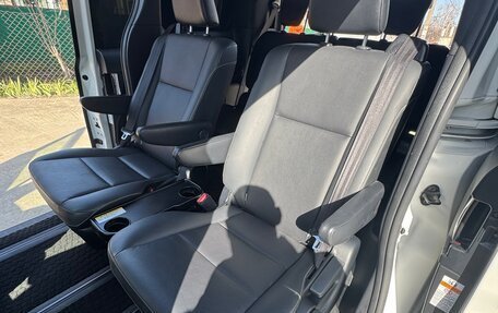 Toyota Esquire I, 2020 год, 2 750 000 рублей, 13 фотография