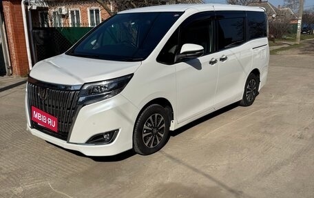 Toyota Esquire I, 2020 год, 2 750 000 рублей, 23 фотография