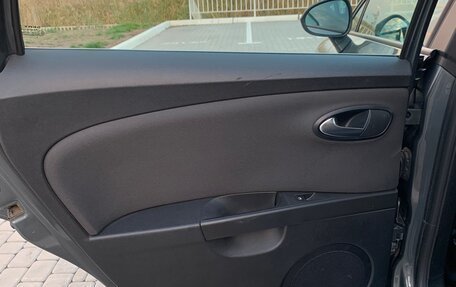 SEAT Leon II, 2012 год, 980 000 рублей, 29 фотография