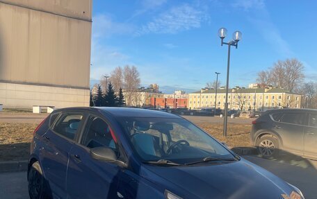 Hyundai Solaris II рестайлинг, 2015 год, 1 000 000 рублей, 4 фотография