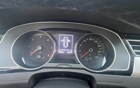 Volkswagen Passat B8 рестайлинг, 2019 год, 1 980 000 рублей, 11 фотография