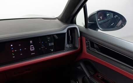 Porsche Cayenne III, 2026 год, 32 990 000 рублей, 22 фотография