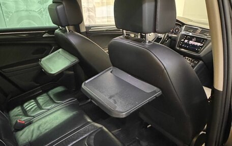 Volkswagen Tiguan II, 2019 год, 2 650 000 рублей, 15 фотография