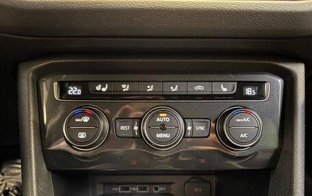 Volkswagen Tiguan II, 2019 год, 2 650 000 рублей, 18 фотография