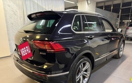 Volkswagen Tiguan II, 2019 год, 2 650 000 рублей, 6 фотография