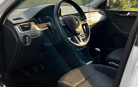 Skoda Rapid I, 2018 год, 1 300 000 рублей, 6 фотография