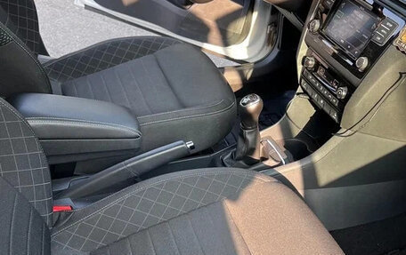 Skoda Rapid I, 2018 год, 1 300 000 рублей, 11 фотография