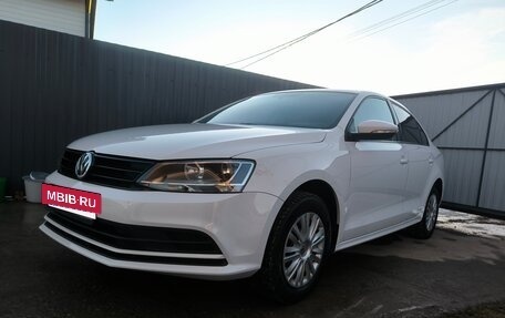 Volkswagen Jetta VI, 2018 год, 1 680 000 рублей, 2 фотография