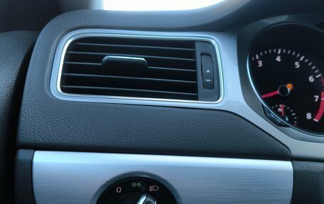 Volkswagen Jetta VI, 2018 год, 1 680 000 рублей, 18 фотография